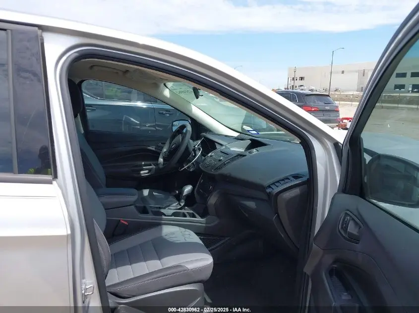 2017 FORD ESCAPE S