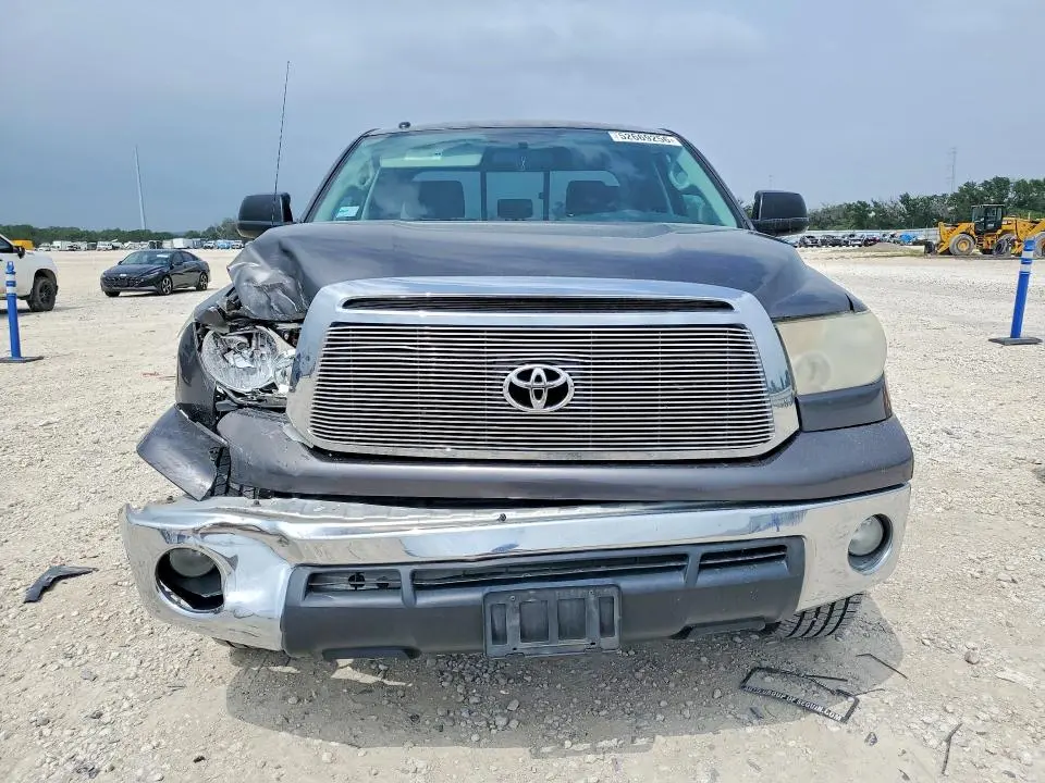2013 TOYOTA TUNDRA DOUBLE CAB SR5  
