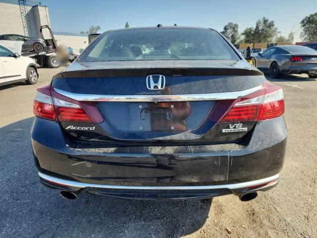 2016 HONDA ACCORD TOURING  