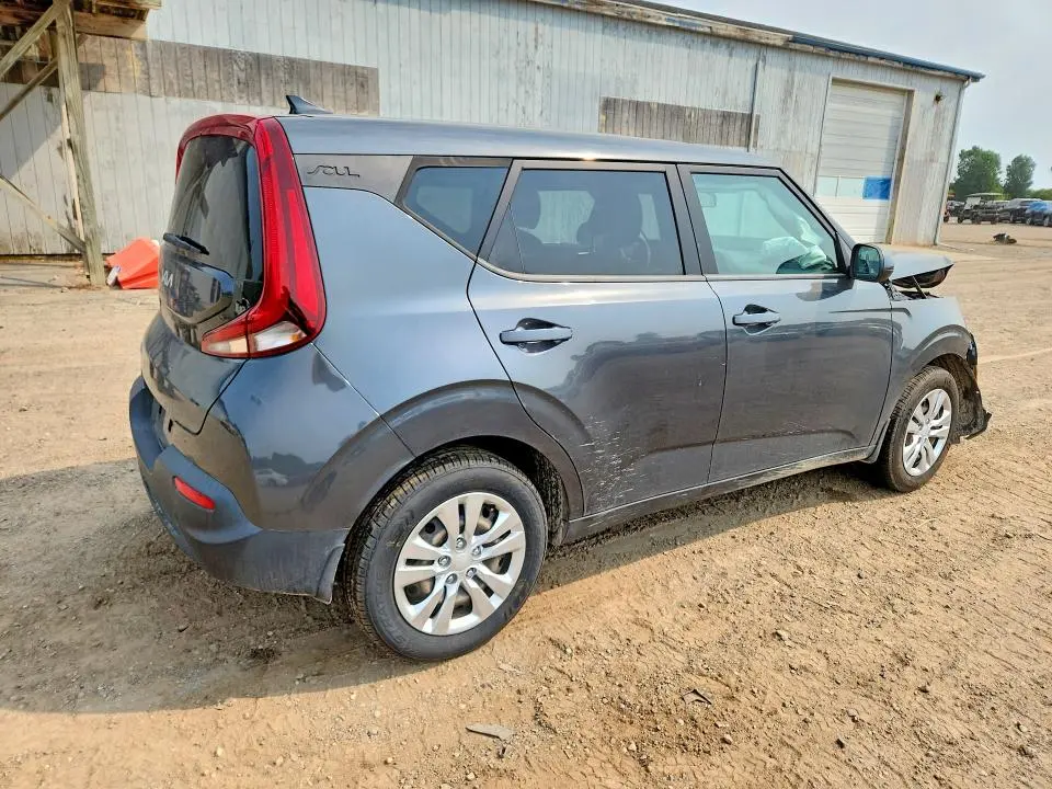 2022 KIA SOUL LX  