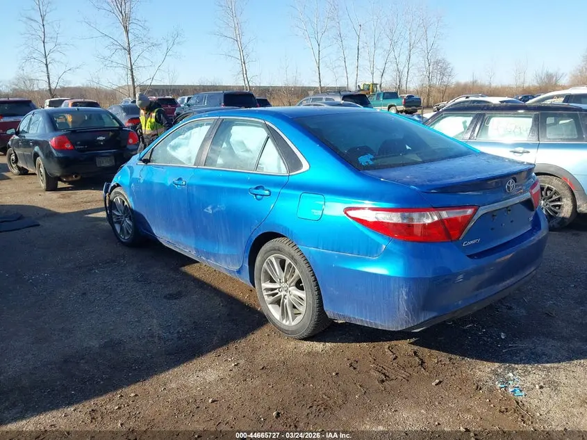 2017 TOYOTA CAMRY SE