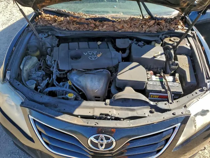 2010 TOYOTA CAMRY BASE  