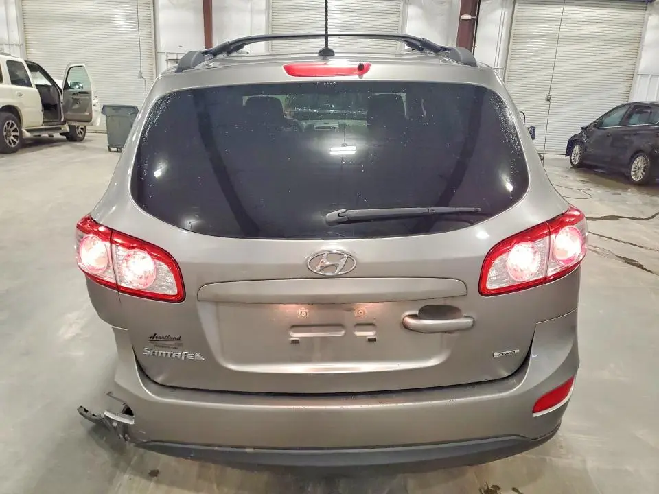 2012 HYUNDAI SANTA FE GLS  