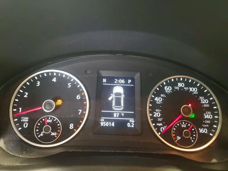 2016 VOLKSWAGEN TIGUAN S  