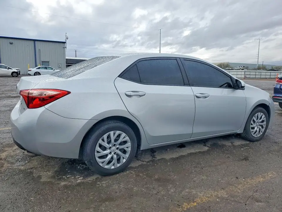 2019 TOYOTA COROLLA LE  