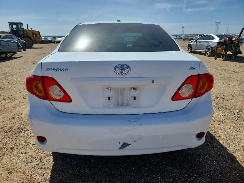 2010 TOYOTA COROLLA LE  