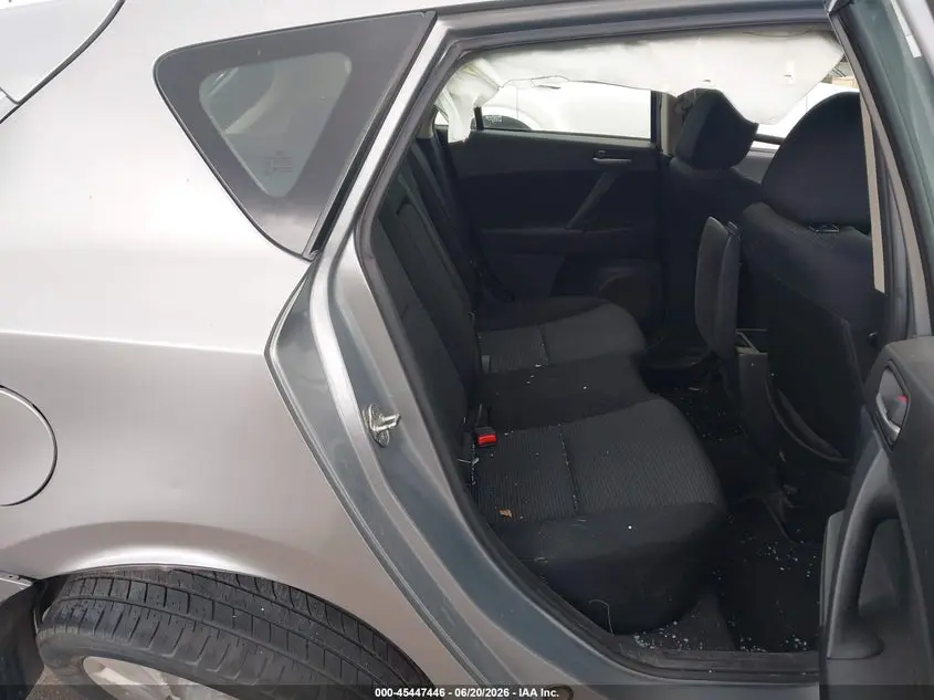 2013 MAZDA MAZDA3 I TOURING