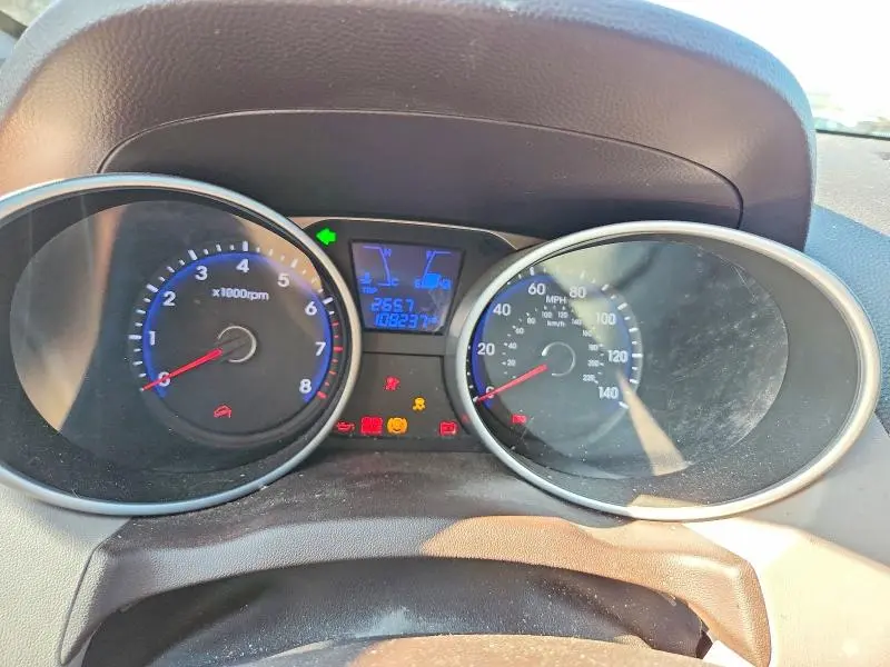 2012 HYUNDAI TUCSON GL  