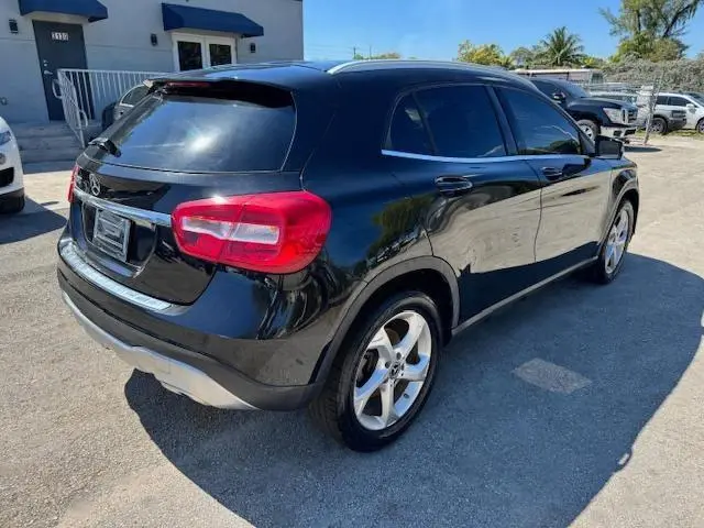 2018 MERCEDES-BENZ GLA 250  