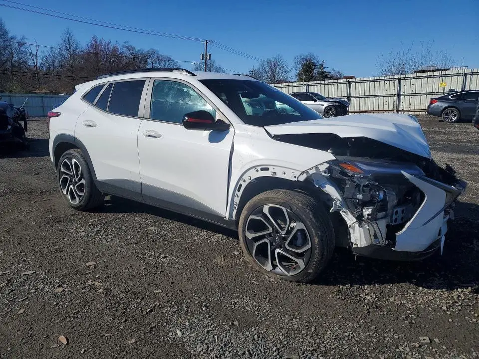 2025 CHEVROLET TRAX 2RS  