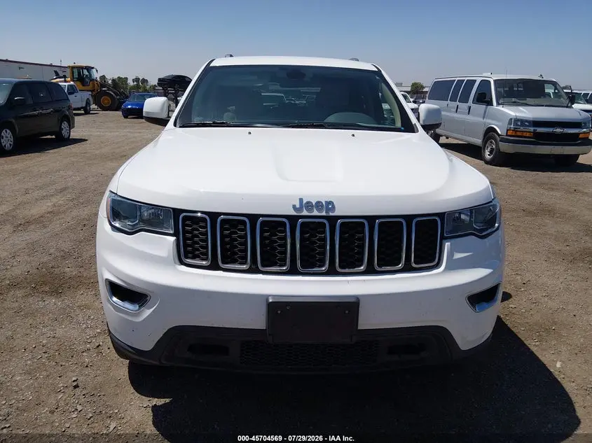 2019 JEEP GRAND CHEROKEE LAREDO E 4X4