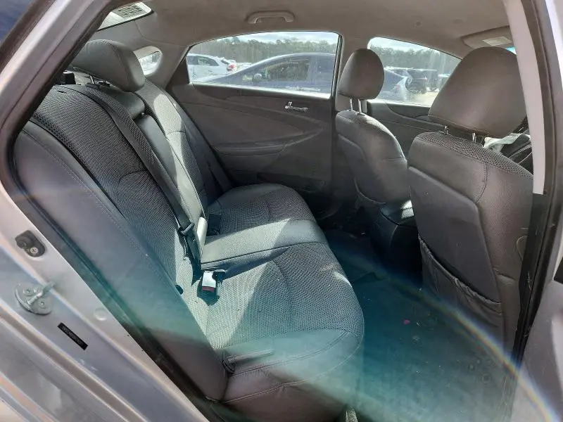 2011 HYUNDAI SONATA SE  