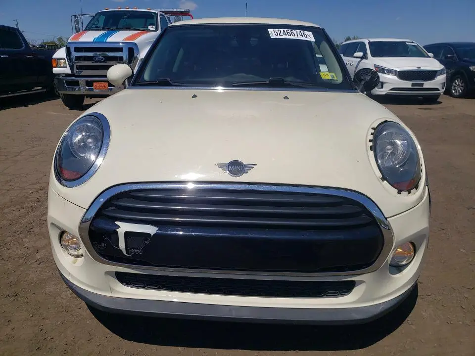 2019 MINI COOPER   