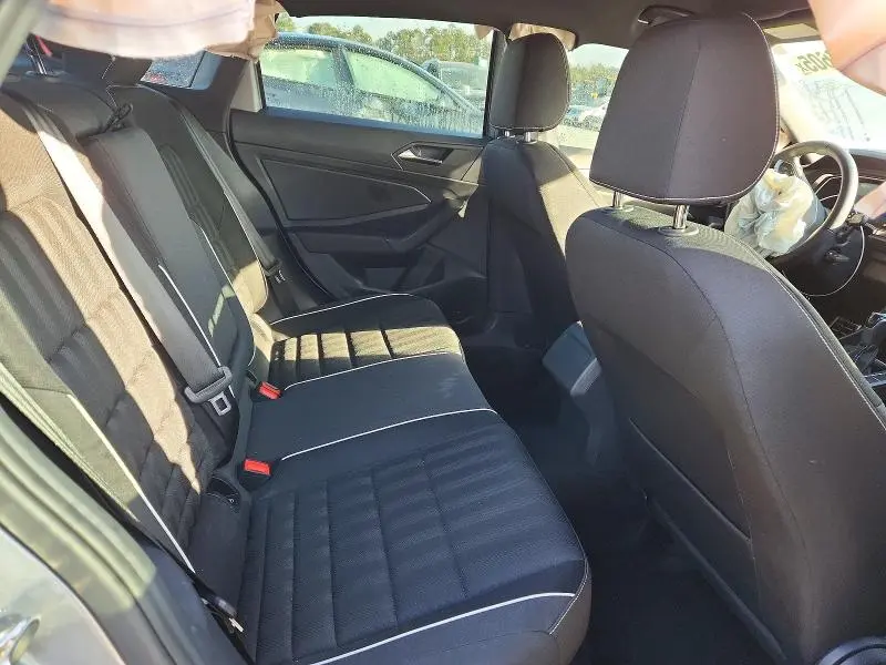 2024 VOLKSWAGEN JETTA SPORT  