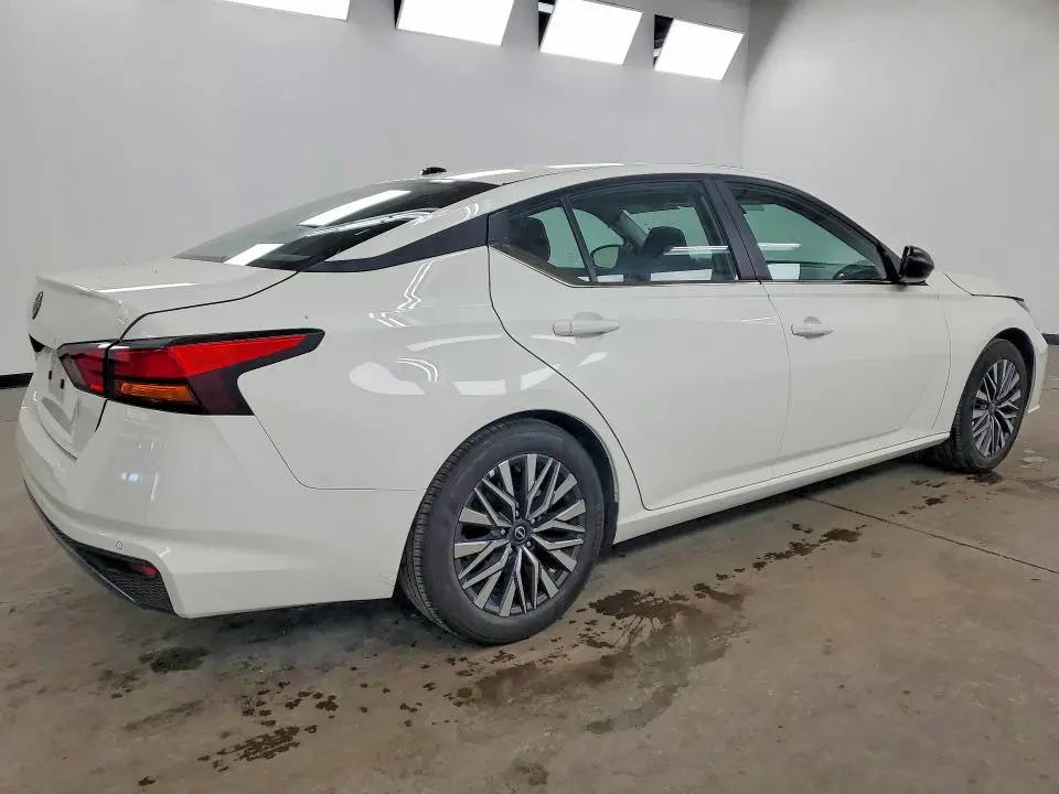 2026 NISSAN ALTIMA SV  