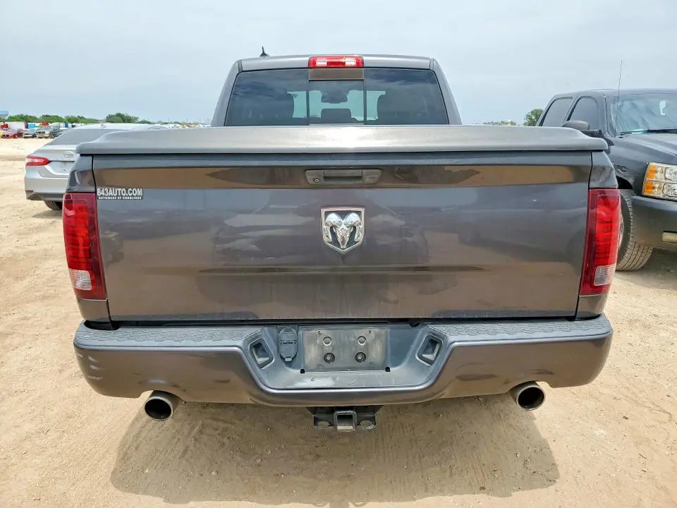 2015 RAM 1500 SPORT  