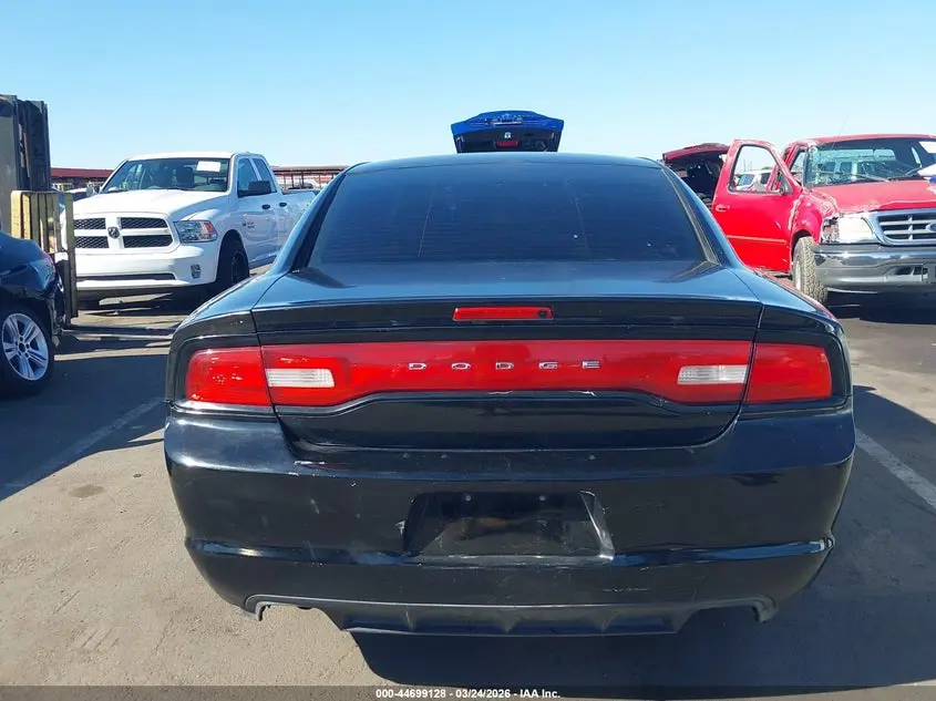 2014 DODGE CHARGER SE