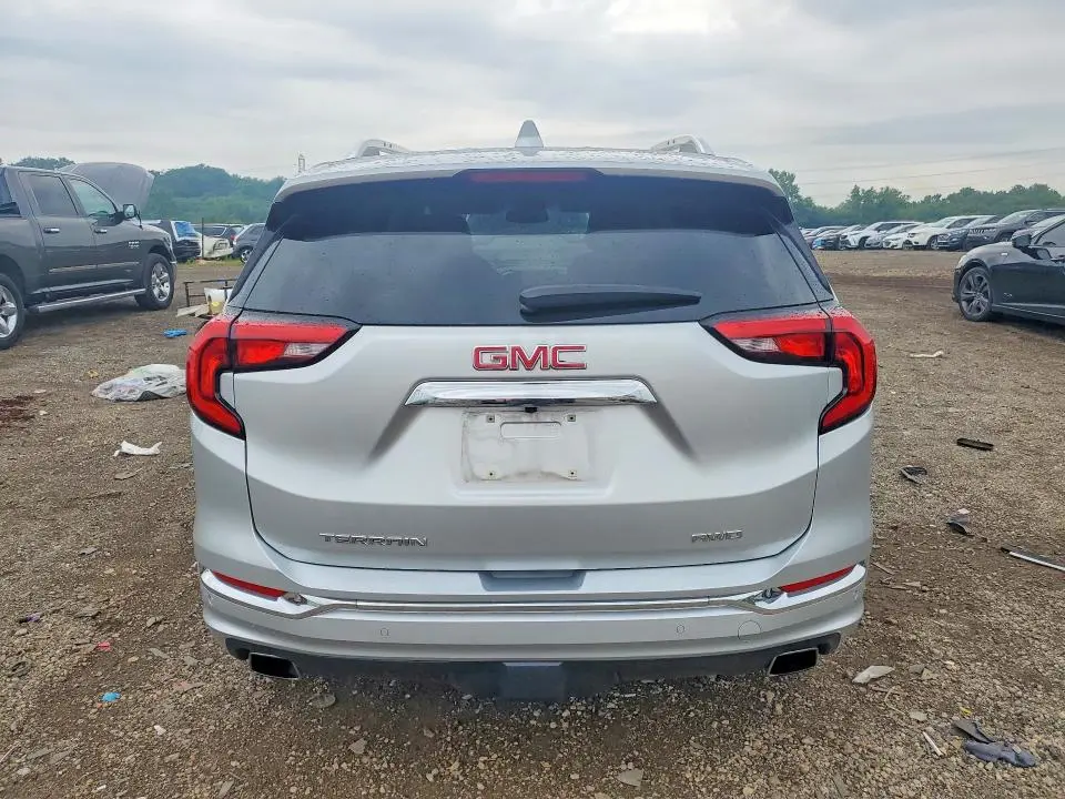 2018 GMC TERRAIN DENALI  