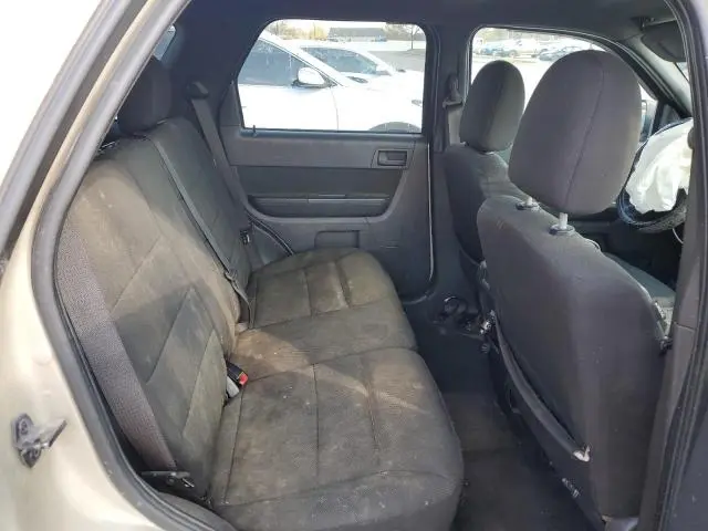 2010 FORD ESCAPE XLT  