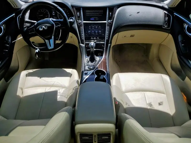 2018 INFINITI Q50 LUXE