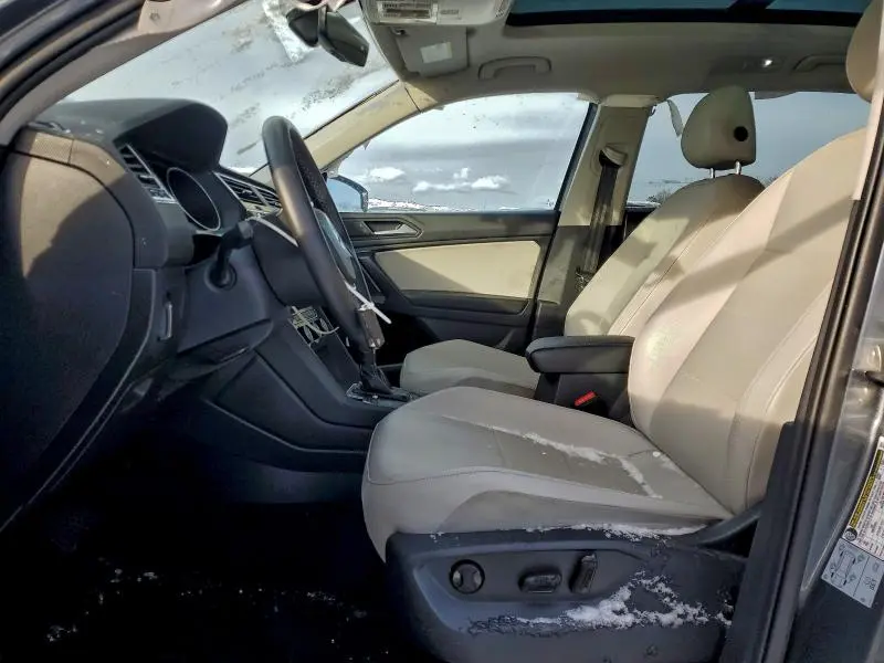 2021 VOLKSWAGEN TIGUAN SE  