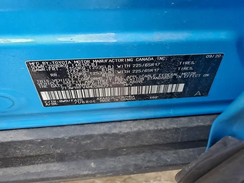 2021 TOYOTA RAV4 XLE  