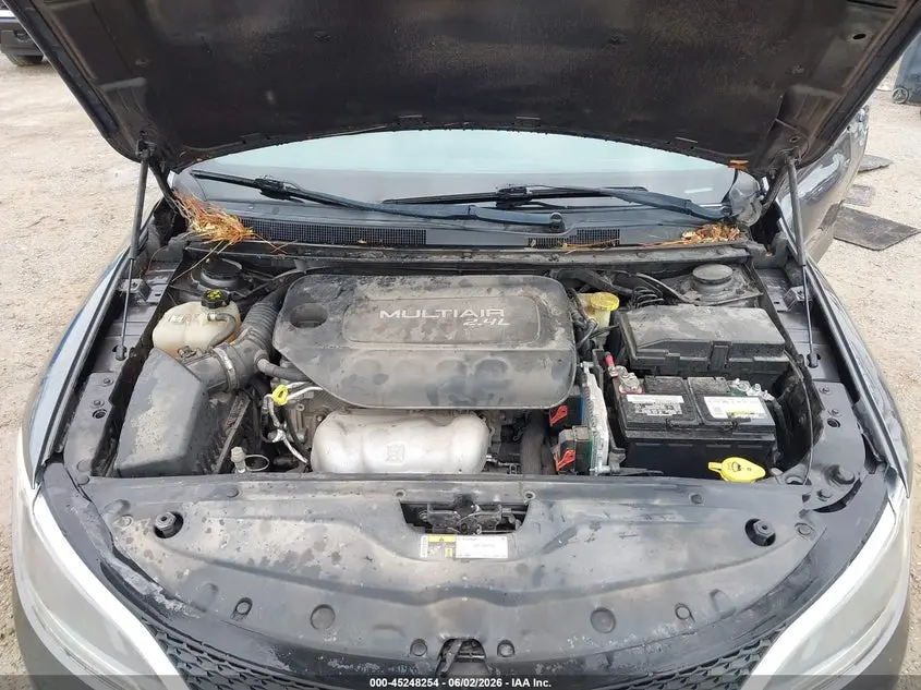 2016 CHRYSLER 200 LIMITED