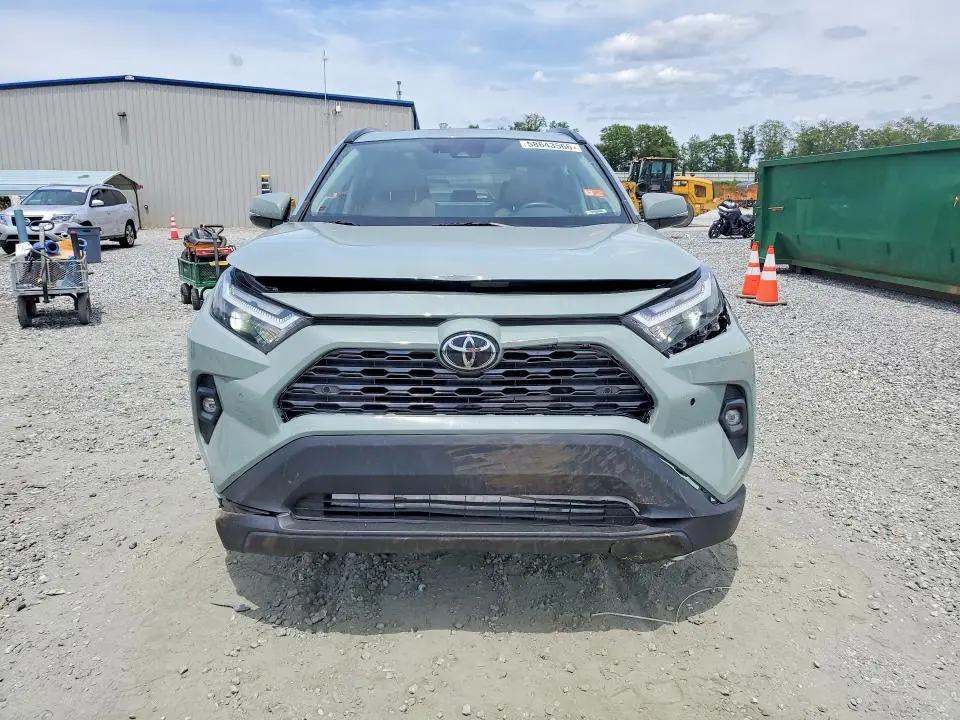2022 TOYOTA RAV4 XLE PREMIUM  