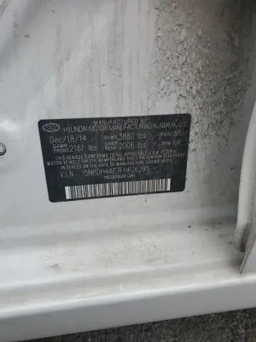 2015 HYUNDAI ELANTRA SE  
