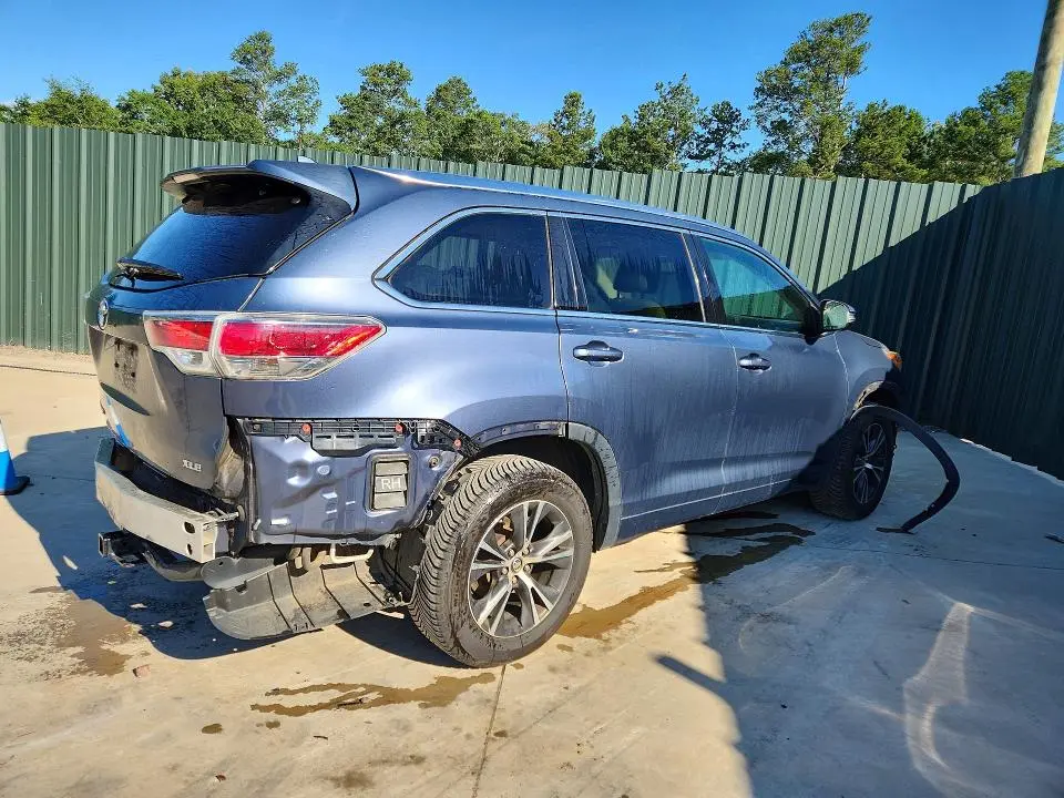 2016 TOYOTA HIGHLANDER XLE  