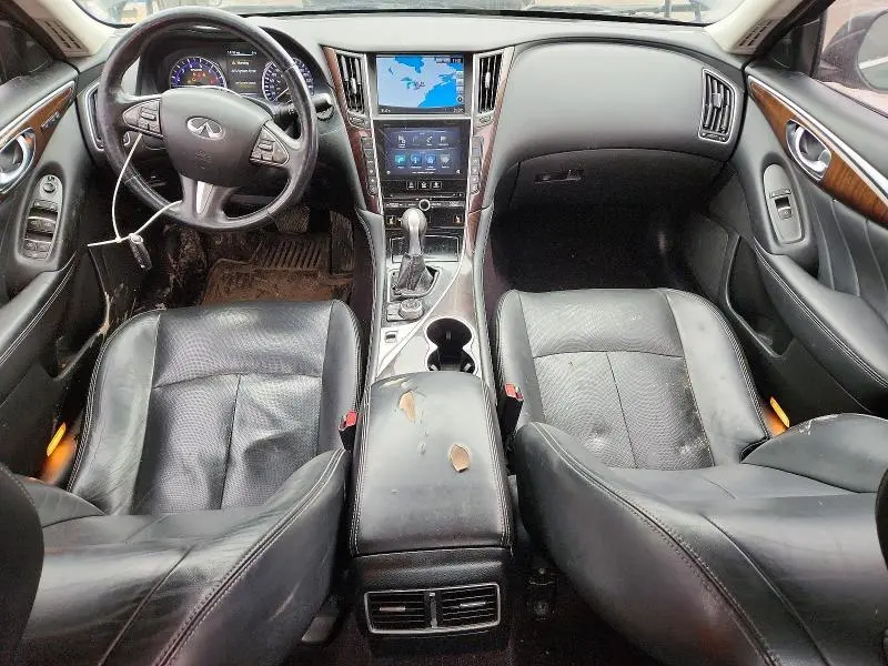 2015 INFINITI Q50   