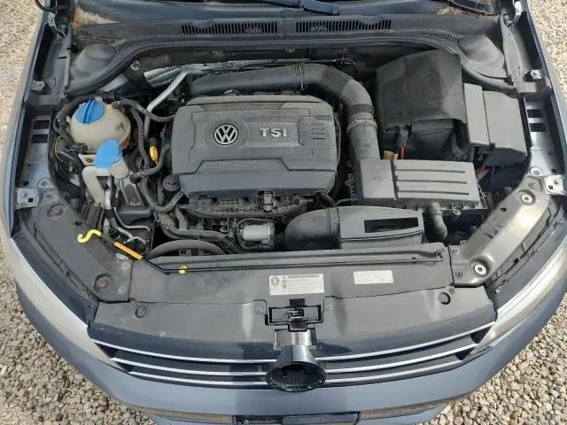 2015 VOLKSWAGEN JETTA SE  