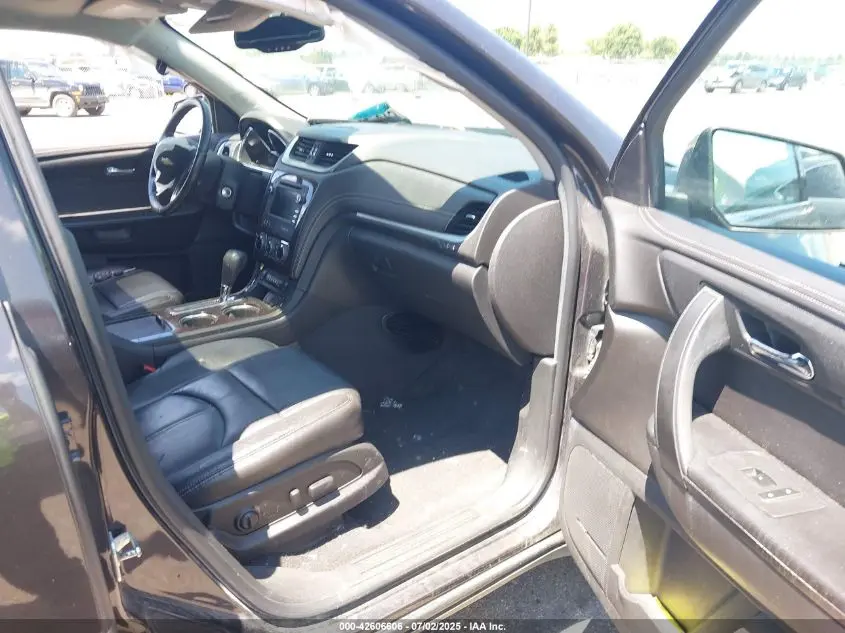 2017 CHEVROLET TRAVERSE 2LT