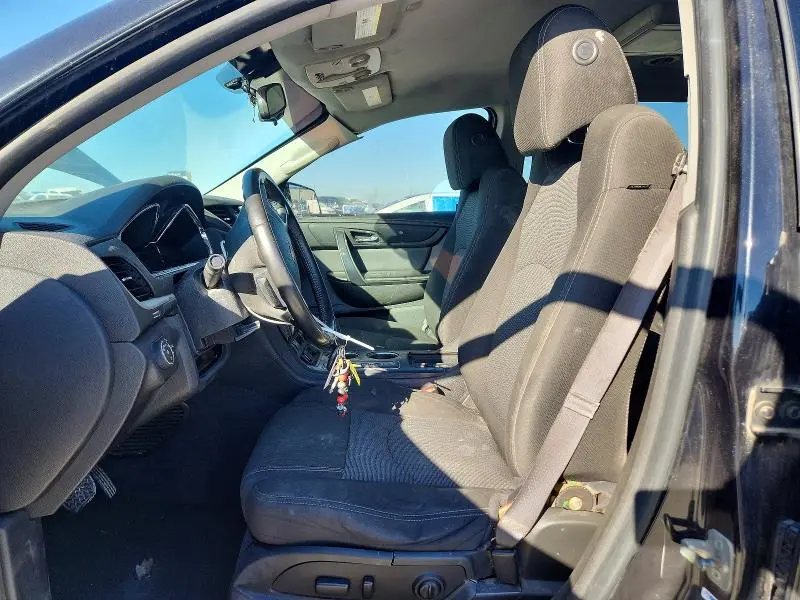 2015 CHEVROLET TRAVERSE LT  