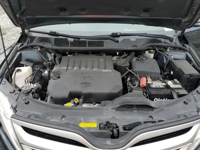 2013 TOYOTA VENZA LE  
