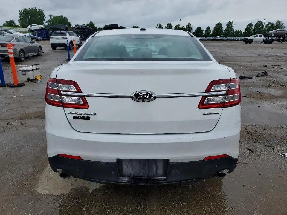 2016 FORD TAURUS SE  
