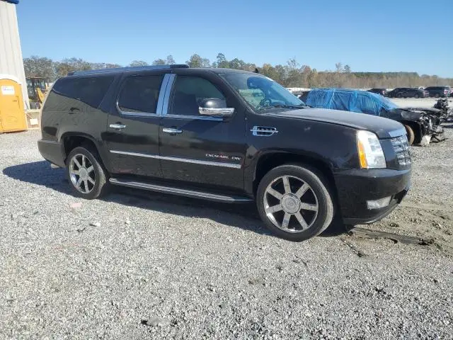 2013 CADILLAC ESCALADE ESV LUXURY  