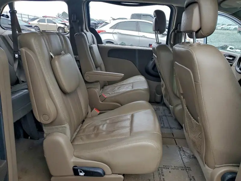 2012 CHRYSLER TOWN & COUNTRY TOURING  