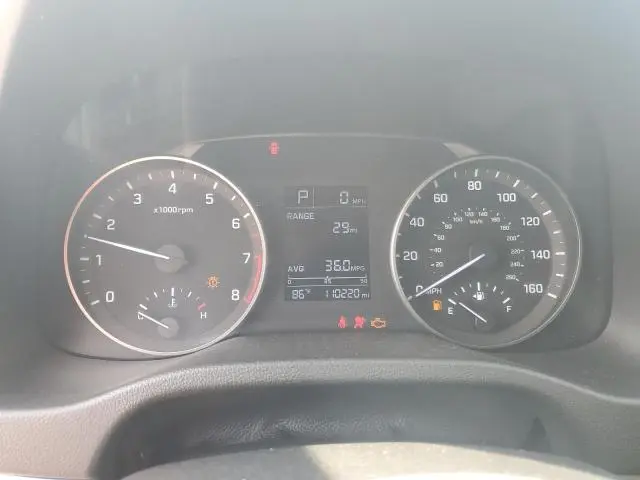 2018 HYUNDAI ELANTRA SE