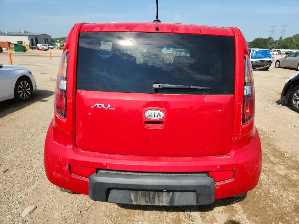 2010 KIA SOUL +  
