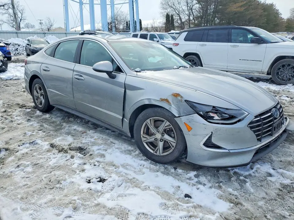 2020 HYUNDAI SONATA SE  
