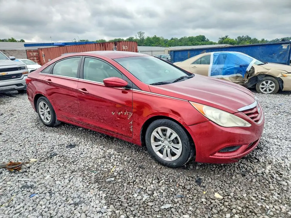 2011 HYUNDAI SONATA GLS  