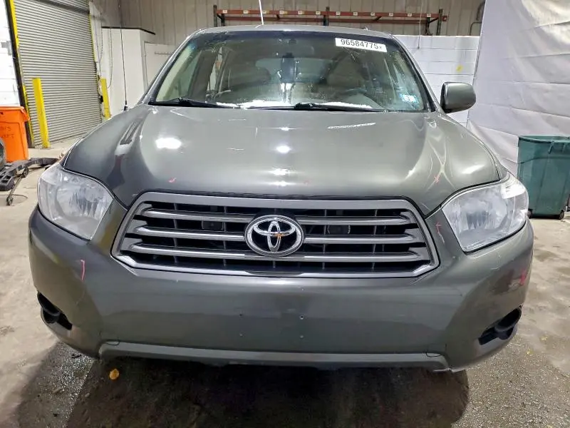 2010 TOYOTA HIGHLANDER   