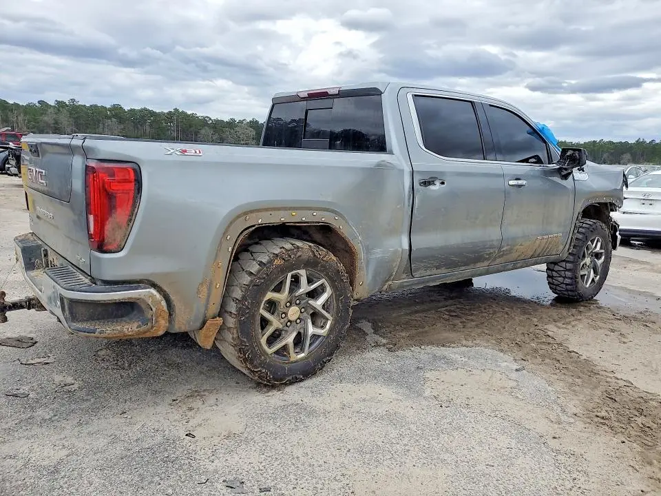 2023 GMC SIERRA K1500 SLT  