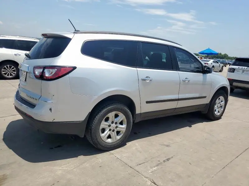 2014 CHEVROLET TRAVERSE LS  