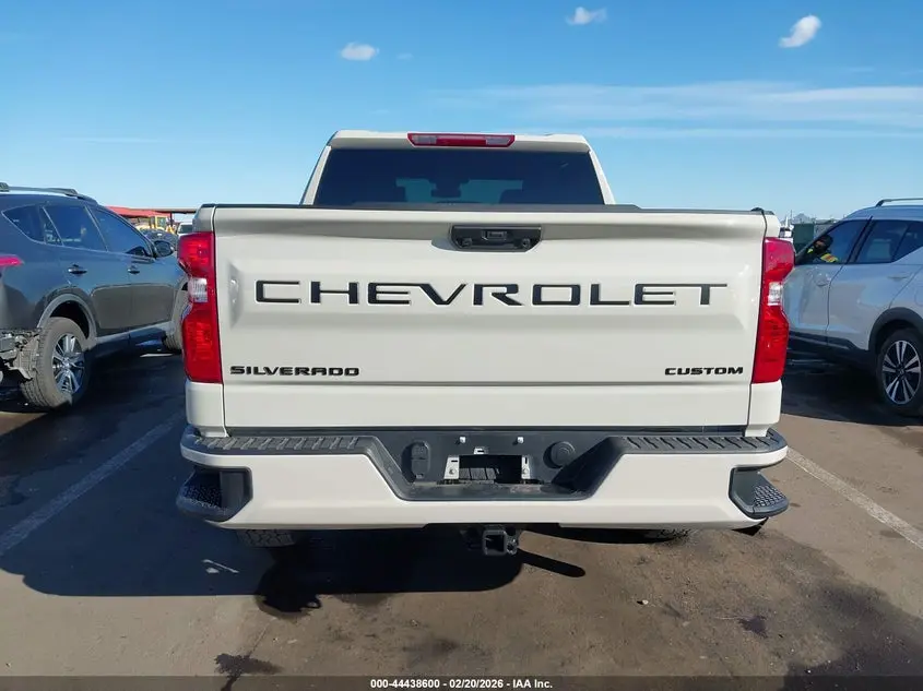 2026 CHEVROLET SILVERADO 1500 2WD  SHORT BED CUSTOM