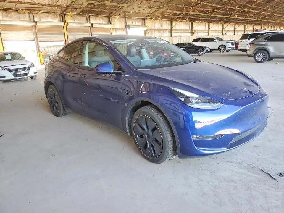 2024 TESLA MODEL Y   
