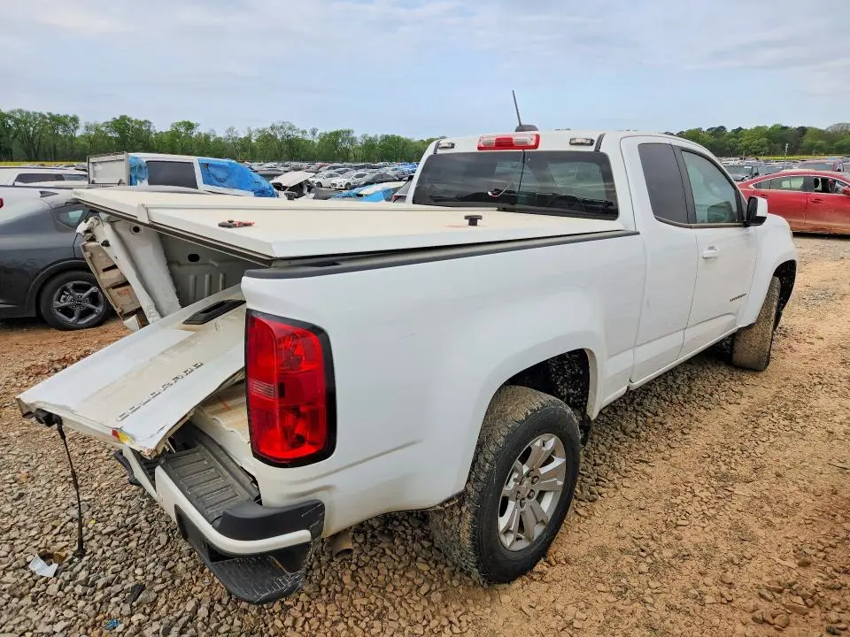 2022 CHEVROLET COLORADO LT  