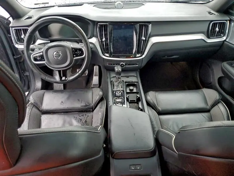 2019 VOLVO S60 T6 R-DESIGN  
