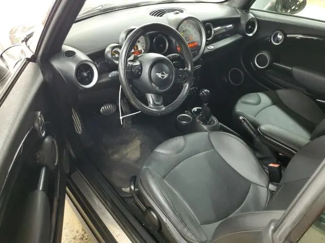 2011 MINI COOPER S  